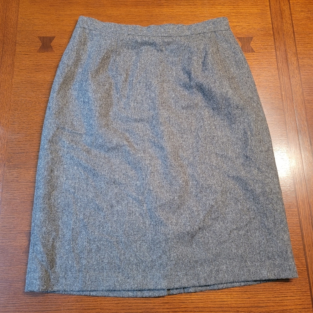 Block Island Vintage Gray Wool Made in the USA Pencil Skirt Approximately 10